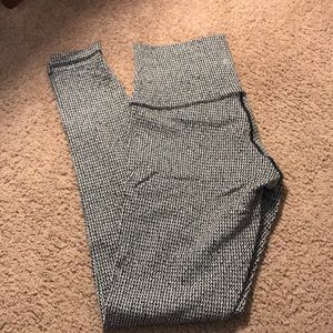 Lululemon Houndstooth Leggings